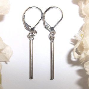 Minimalist Earring, Earring, Dark Silver Earrings, Silver Earrings, Earring D351